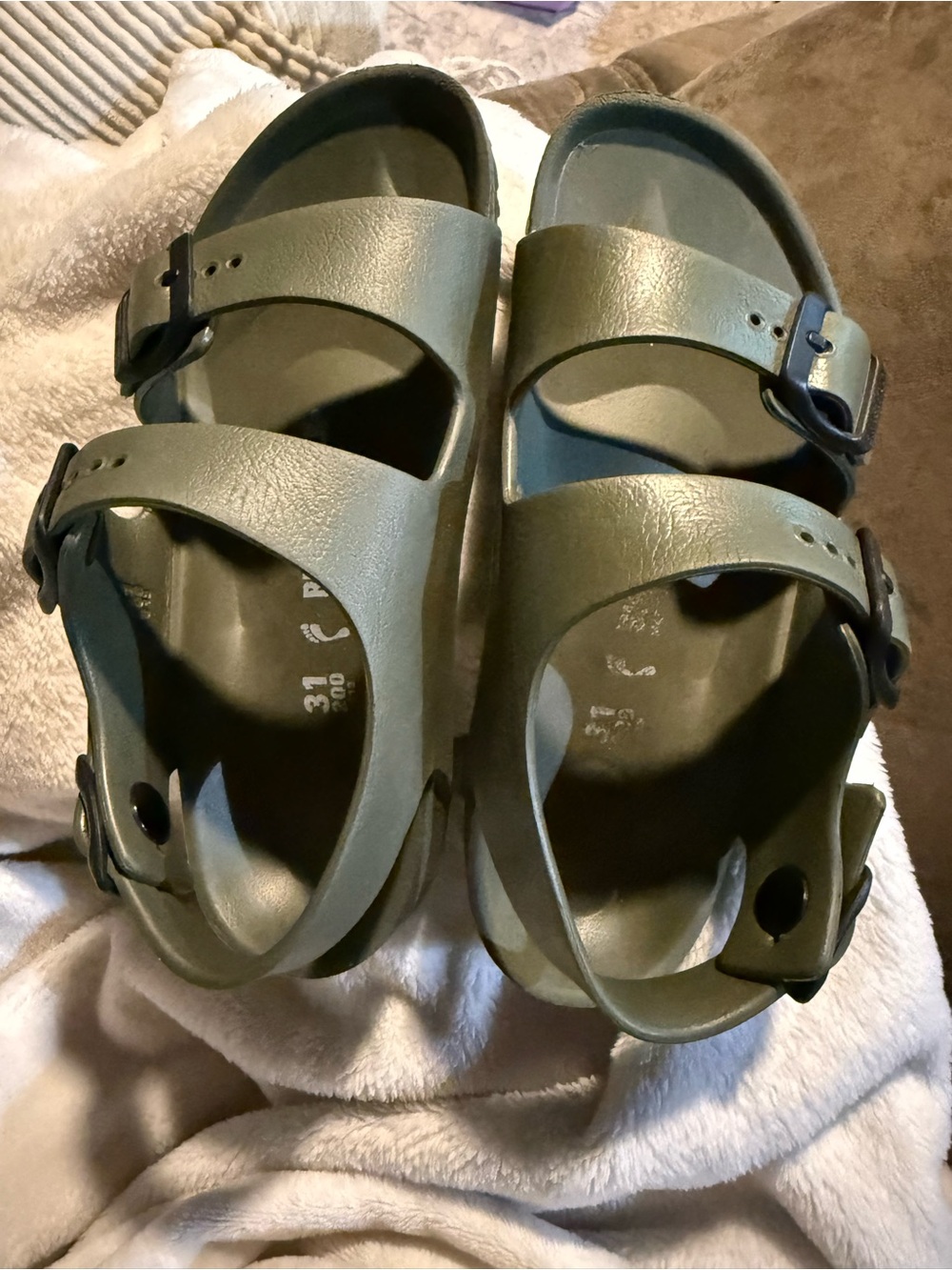 Kids Birkenstock sandals size 31